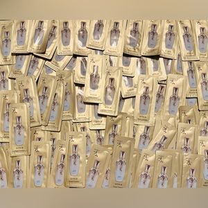 30pcs of The Saga of Xiu Repair Essence Ginseng Energy Ampoule Serum WHOO.